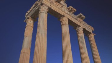 Türkiye 'nin Yan Kentinde Apollo Tapınağı.