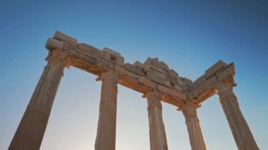 Türkiye 'nin Yan Kentinde Apollo Tapınağı.