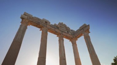 Türkiye 'nin Yan Kentinde Apollo Tapınağı.