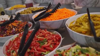 Meyve tabakları. Her şeyi kapsayan gıda konsepti.