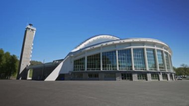 Tallinn Song Festivali Arazi Binası. Arka görünüm.