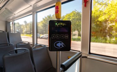 Bilet doğrulama sistemi ile cep telefonu bilet doğrulama.