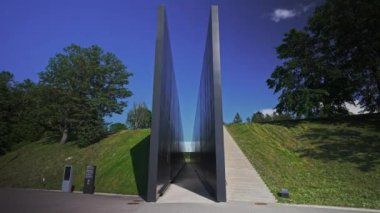 Tallinn, Estonya - 26.06.2024: Komünizm Mağdurları Anıtı.