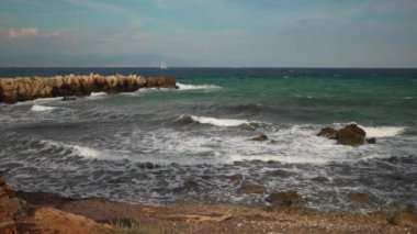 Fransız Rivierası 'ndaki Akdeniz.
