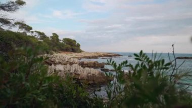 Fransız Rivierası 'ndaki Akdeniz.