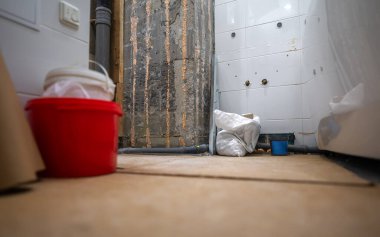 Banyo tadilatta. Çalışmalar devam ediyor..