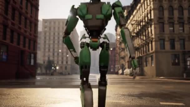 Robô Andando Longo Uma Rua Deserta Uma Cidade Grande Robô — Vídeo de Stock