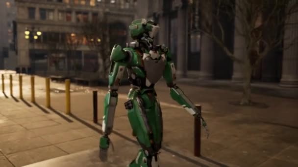 Robot Spacerujący Opuszczonej Ulicy Wielkim Mieście Humanoidalny Robot Przechodzący Przez — Wideo stockowe