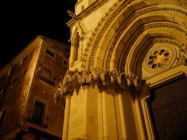 CUENCA CAPITAL 'IN GECESİ SAVAŞLARININ YASAKLARI SAĞLIKLARININ GÖREVLERİ