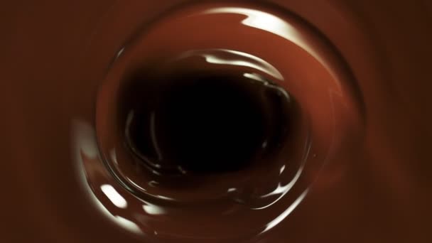 Super Slow Motion Rotating Hot Melted Chocolate Twister Close Filmed — Vídeo de Stock