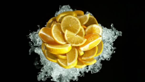 Super Zeitlupe Von Zitronenscheiben Mit Wasserspritzer Gefilmt Mit High Speed — Stockvideo