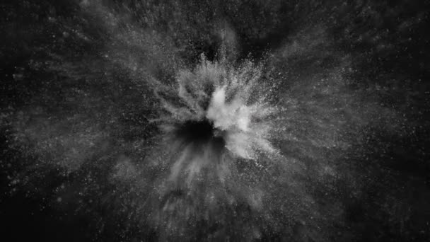 Сверхмедленный Взрыв Белого Порошка Изолированный Черном Фоне Съемки Камеру Высокоскоростного — стоковое видео