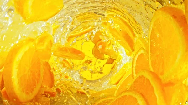Textura Água Salpicante Com Fatias Laranja Fundo Abstrato Bebida Movimento — Fotografia de Stock