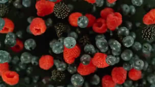 Super Zeitlupe Rotierender Beeren Der Luft Draufsicht Gefilmt Mit High — Stockvideo