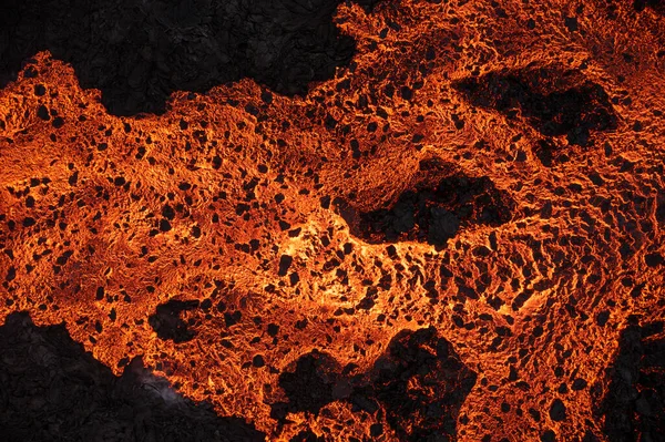 从火山上喷出融化熔岩的空中景象 美丽的自然力量创造了抽象的背景 Lili Hrutur Fagradalsfjall 2023年7月 — 图库照片