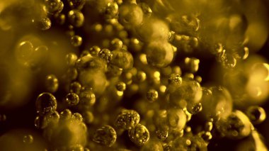 Altın Sıvı Baloncuklar, Viski veya Konyak Yüzeyi. Süper Macro Şat Detaylı Köpüren Su, Doku.