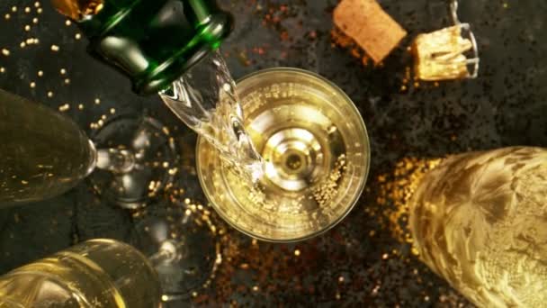 Super Zeitlupe Der Kamerafahrt Ein Glas Champagner Konzept Von Feier — Stockvideo