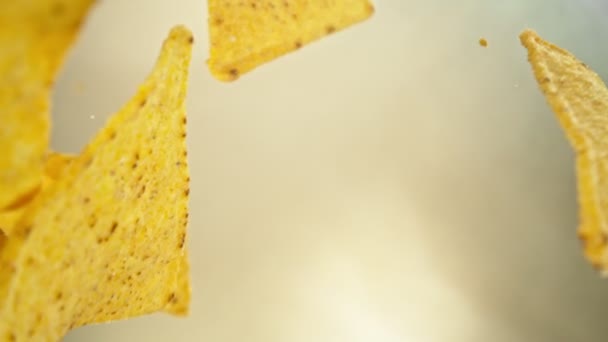 Super Slow Motion Flying Tortilla Chips Movimento Rotante Girato Macchina — Video Stock
