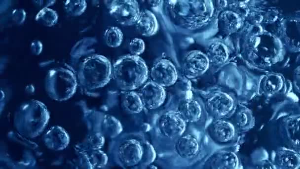 Супер Медленное Движение Пузырьков Голубой Воды Воздухе Макро Шот Абстрактная — стоковое видео