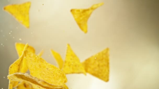 Super Slow Motion Flying Tortilla Chips Movimento Rotante Girato Macchina — Video Stock