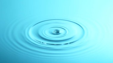 Sıvıya karışan Macro Shot. Soyut Sıvı Arkaplanı.