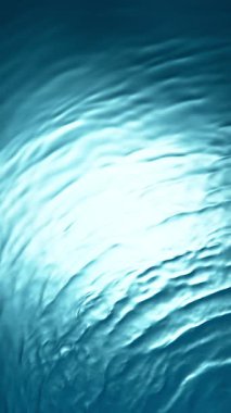 Mavi Su Dalgalarının Süper Yavaş Hareketi. High Speed Cinema Camera 'da çekildi, 1000 fps. Üst Çekim Bileşimi, Dikey Görünüm Oranı.