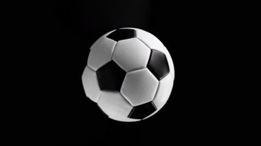Süper Yavaş Hareketli Futbol Topu Hareketi. Kara Arkaplan 'da izole edilmiş. Üst Manzara. Yüksek Hız Sinema Kamerası, 1000fps.