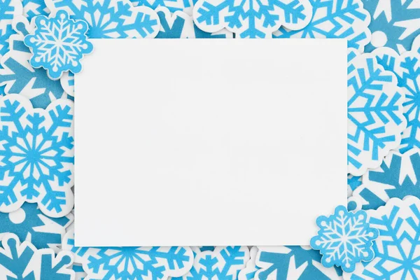 Cartão Saudação Branco Com Flocos Neve Azuis Para Mensagem Inverno — Fotografia de Stock