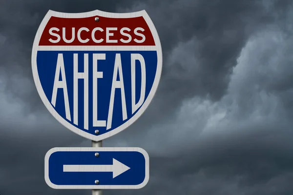 Success Ahead Message Highway Road Sign Stormy Sky — Stock Photo, Image