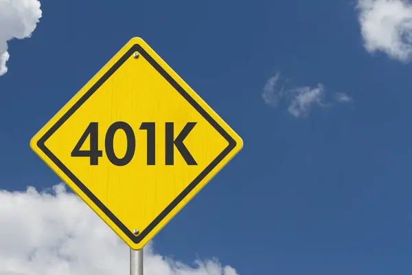 Retirement 401K Risks Message Warning Road Sign Sky — Stock Photo, Image