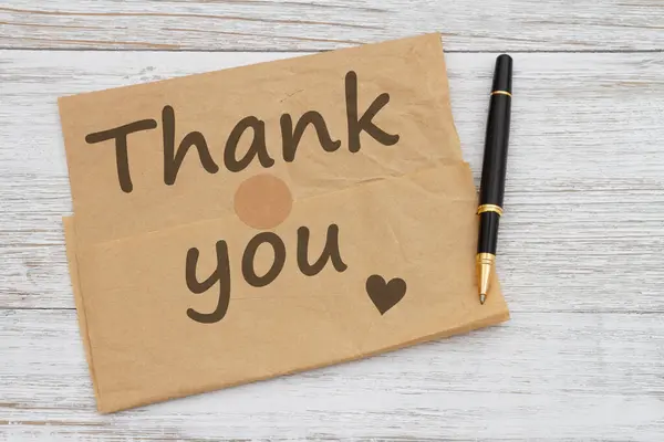 Thank You Note Pen Brown Crumpled Butcher Paper Weathered Wood — Stock Photo, Image