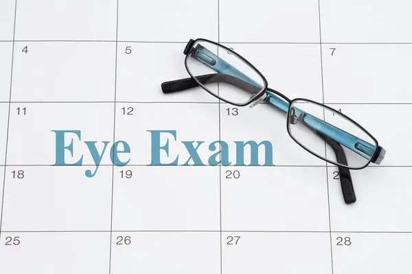Temps Pour Votre Examen Ophtalmologiste Avec Des Lunettes Note Collante Images De Stock Libres De Droits