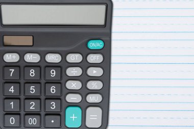 Okul mesajınız için hesap makineli okul kağıdına kopya alanı ekleyin