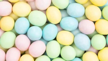 Bayram temalarınız için renkli Paskalya yumurtası arkaplanı yakınlaştırın