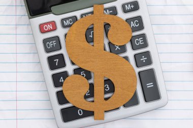 Altın hesap makineli okul ücreti ve buruşuk yapraklı altın dolar sembolü okul ve eğitim temaları için gevşek yaprak kağıt fiyatları