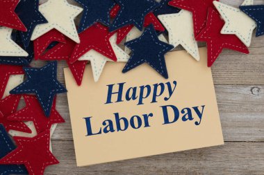 Geçmiş Amerikan kırmızı, beyaz ve mavi yıldızlı İşçi Bayramı Kartınız kutlu olsun. Amerikan işçilerini ve ulusal gururu kutlamak için.