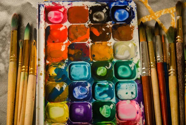 Tintas Pincéis Para Pintura Criança Criatividade Aprendizagem Alegria Arte Foto — Fotografia de Stock