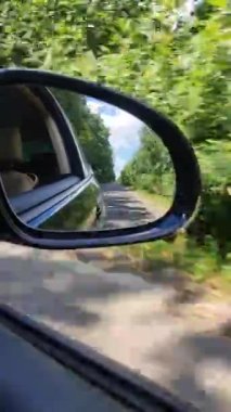 Güzel yaz manzaralı bir yolculuk. Yüksek kaliteli HD görüntüler