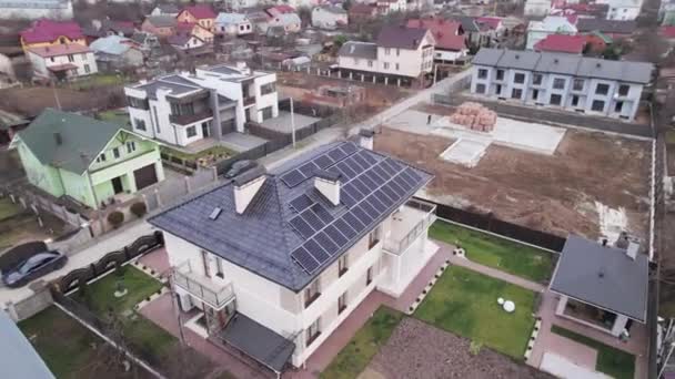 Aerial Drone Video Residential District Houses Buildings Streets Homes Photovoltaic — Stock video