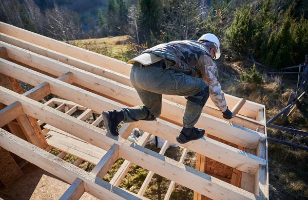 Male Builder Doing Thermal Insulation Roof Wooden Frame House Man — Foto Stock