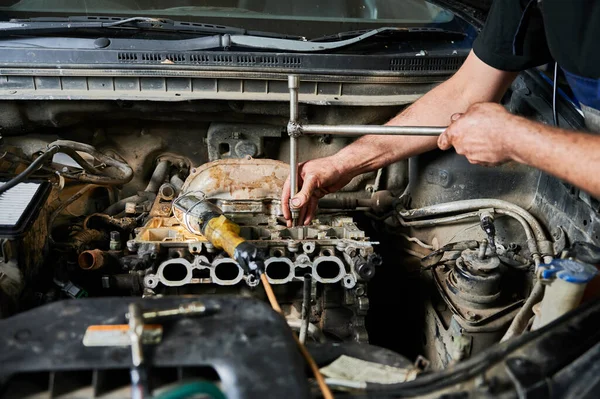 Worker Repairman Opening Hood Car Repairing Fixing Problem Mechanic Working — Stock Photo, Image