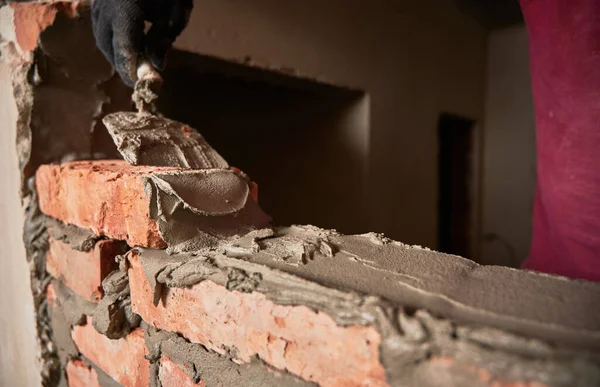 Close Man Hand Work Glove Laying Brickwork Building Construction Male — Zdjęcie stockowe