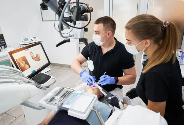 Dentist Scanning Patients Teeth Modern Machine Intraoral Scanning Digital Print — Stok fotoğraf