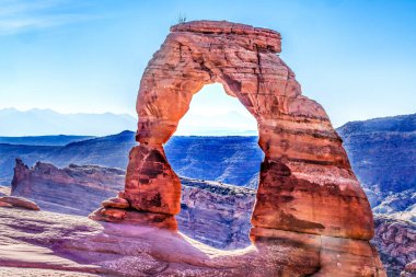 Narin Arch Rock Kanyonu Ulusal Park Moab Utah ABD Güneybatı. 