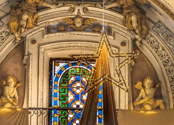 Nice França Dezembro 2021 Christmas Star Decoration Angels Basilica Saint — Fotografia de Stock