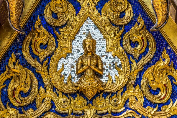 Praying Buddha Pavilion Closeup Grand Palace Bangkok Thailand Palace Foi — Fotografia de Stock