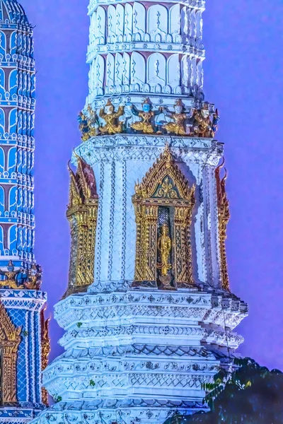 Kleurrijke Zonsondergang Prang Tower Stupa Oude Tempel Verlichte Grand Palace — Stockfoto