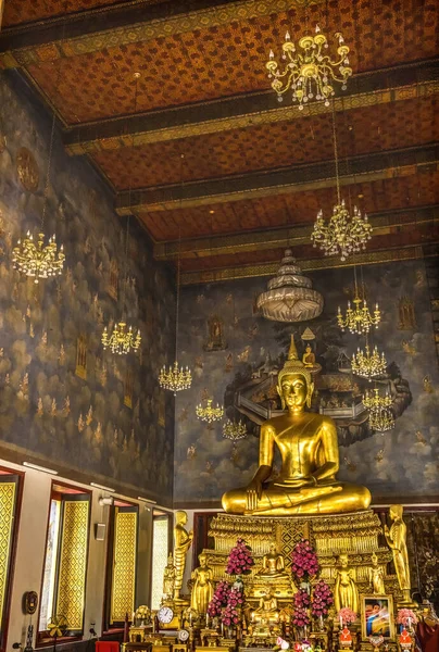 Бангкок Таиланд Февраля 2023 Года Золотой Будда Главном Буддистском Зале — стоковое фото