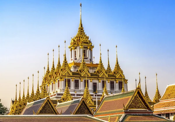 Loha Prasat Metal Castlle Buddhist Temple Wat Ratchanaddaram Worawihan Bangkok — Foto de Stock
