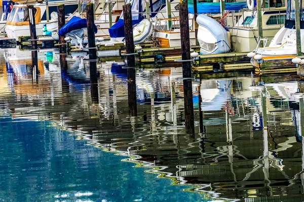 Yachts Rereflection Abstract Gig Harbor Pierce County Washington State Pacific — Stockfoto